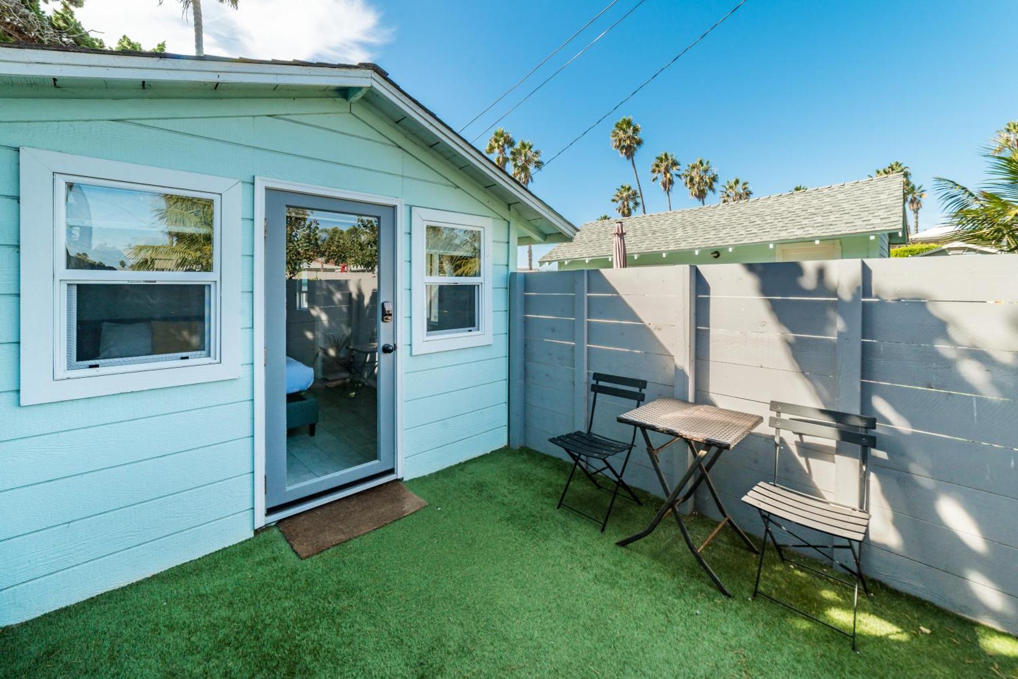 Pacific Bungalow In Oceanside With Backyard & Tiny House Exterior photo