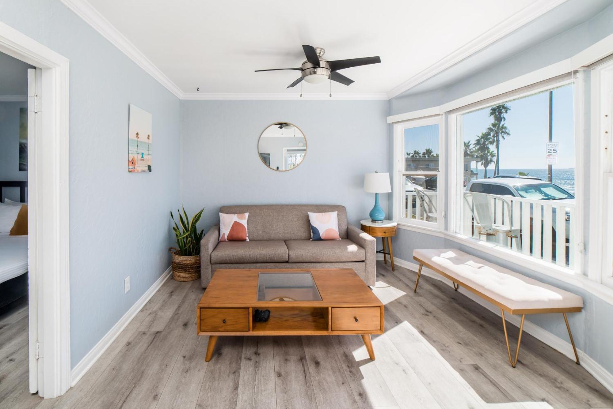 Pacific Bungalow In Oceanside With Backyard & Tiny House Exterior photo